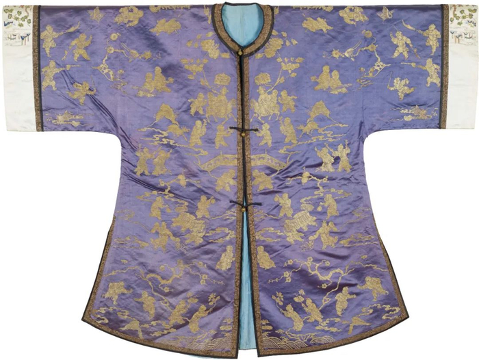 ▲汉族花青缎织金百子纹对襟女褂。