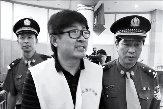 14名贪官花式包养“情妇”:一个比一个绝,一个比一个多……|情妇|贪官|段义和_新浪新闻