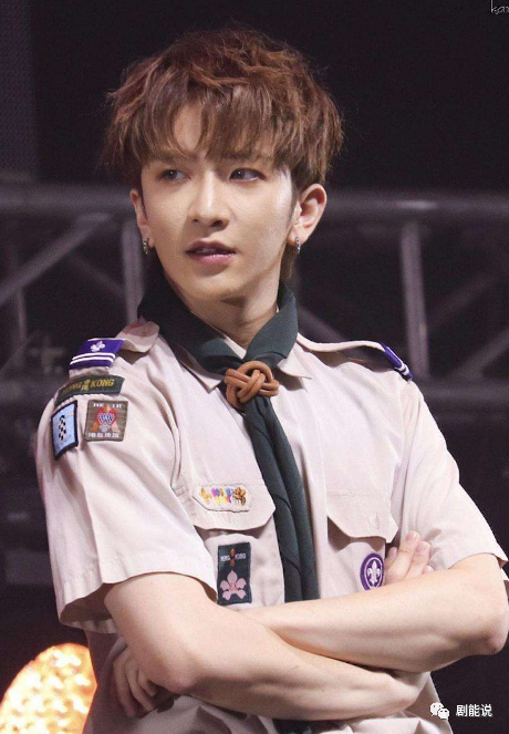 对我眼睛很不友好!|香港|姜涛|顶流_新浪新闻