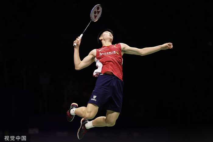 李诗沣在比赛中。