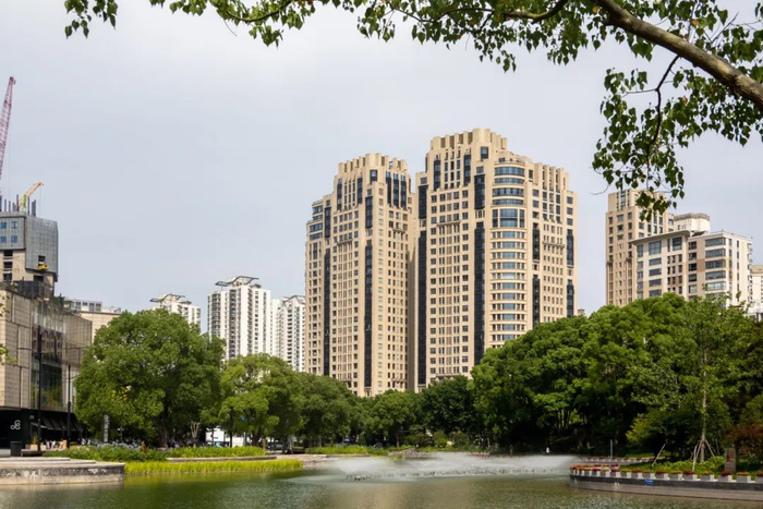 上海黄浦区新天地太平湖畔的顶奢楼盘：翠湖天地五期