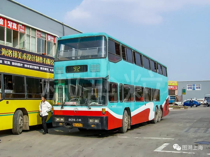 92路JLY6121S型双层客车，交大农学院（贺佳伟 摄）