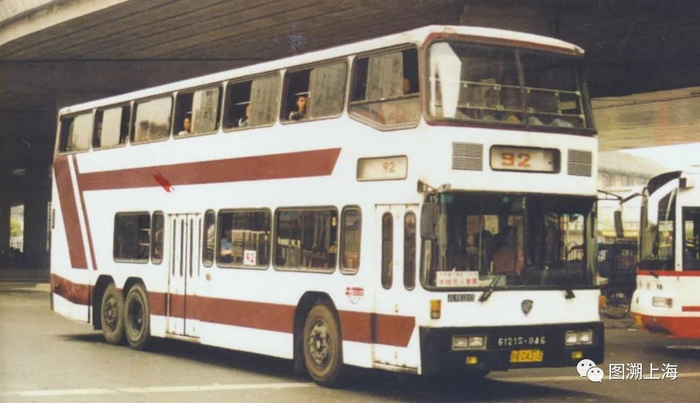 92路JLY6121S型双层客车，中山南二路（F.E.B.T.T.S.F.1908）