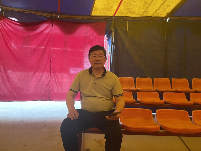  “鑫超马戏团”团长陈华。新京报记者 史航 摄