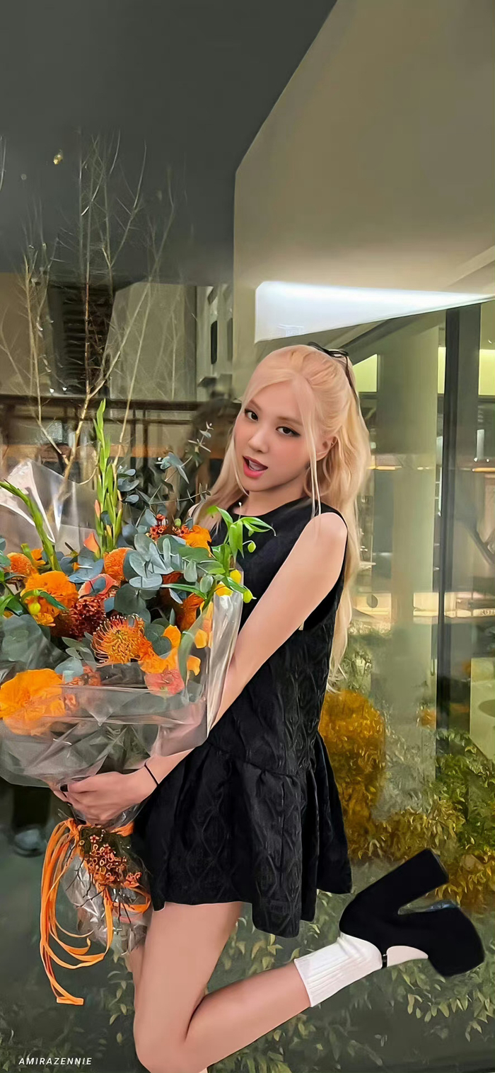 rosé朴彩英|18张壁纸合集|朴彩英_新浪新闻