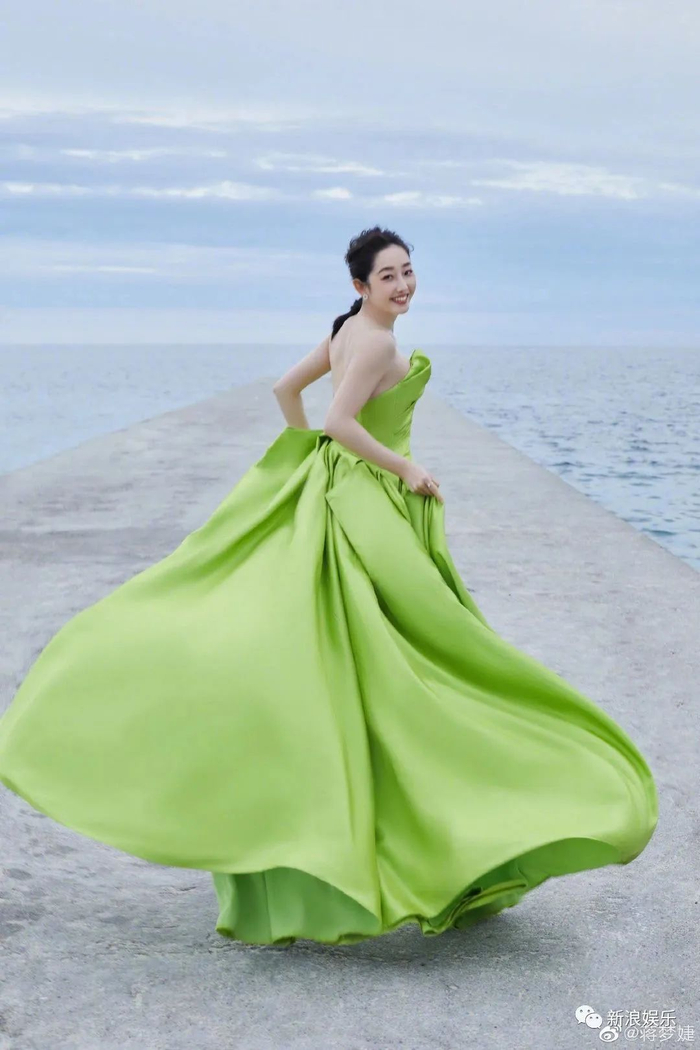 建议女明星多穿这个颜色