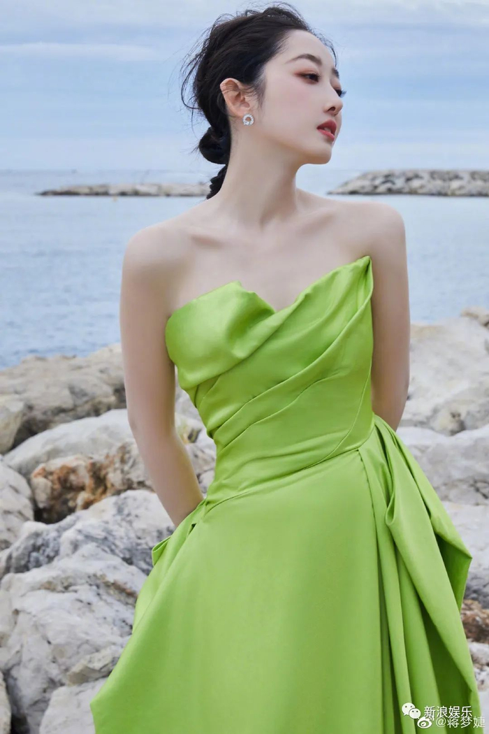 戛纳|张雨绮_新浪新闻