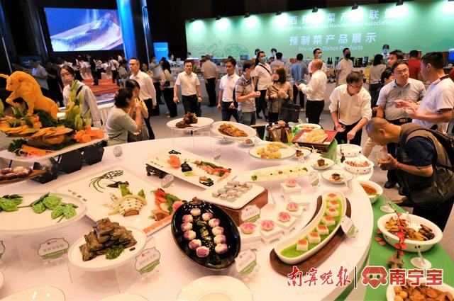 琳琅满目的预制菜让不少市民大快朵颐