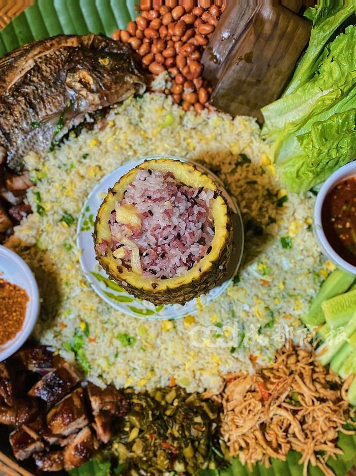 吃饭不喝点什么总觉得少了什么,吃云南菜当然要配当地特色的老挝咖啡