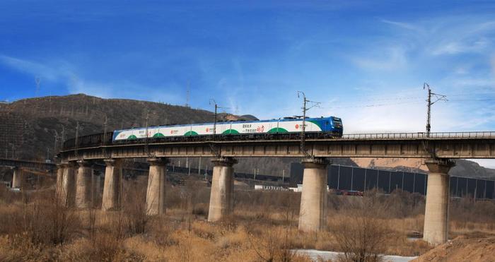 塔韩铁路图片