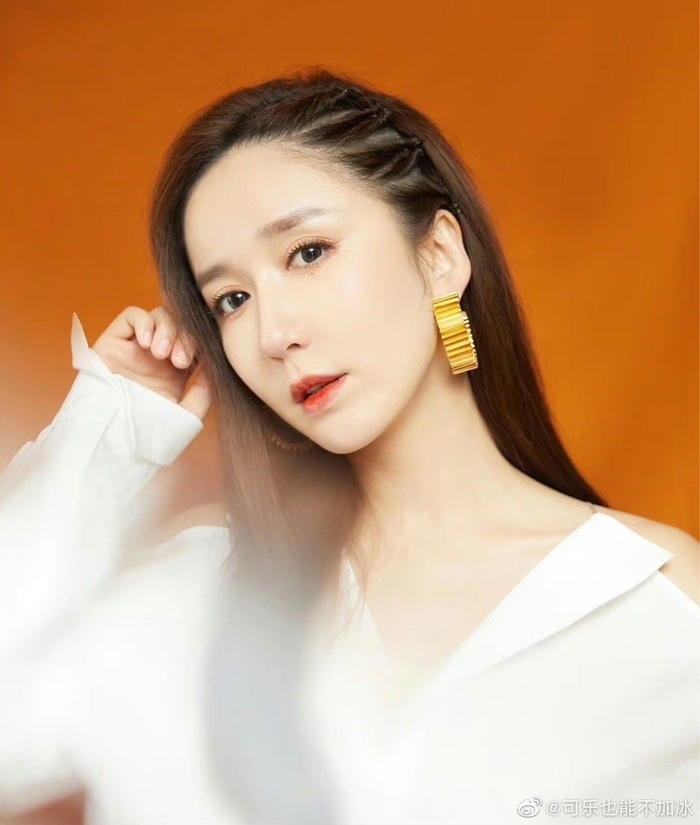 娄艺潇回复网友不参加《浪姐》的原因是要跟着自己的内心来……|娄艺