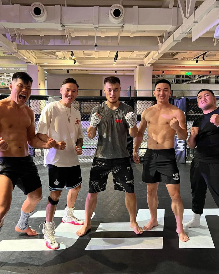 UFC精英之路前瞻 | 轻量级锦标赛,巴哈特波勒、茸主亮相|MMA|亚洲|级别|摔跤|利马_新浪新闻