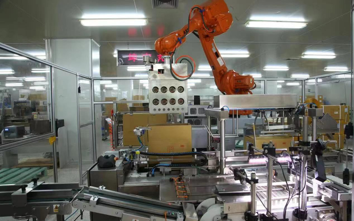 同仁堂股份现代化生产线。企业供图