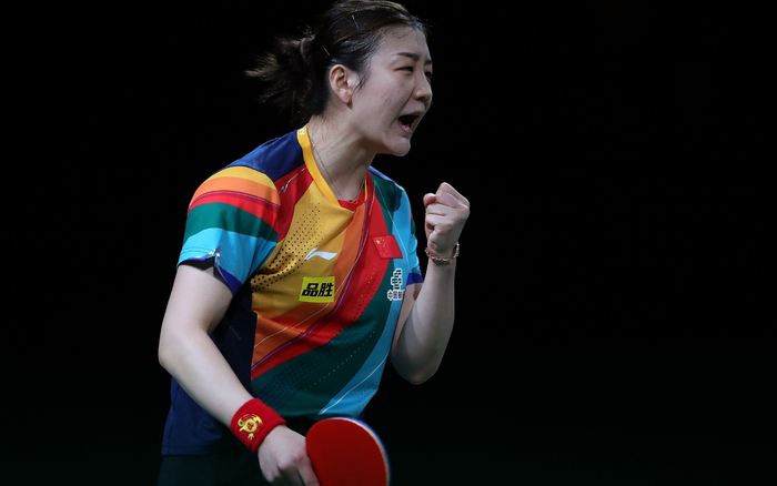 陈梦横扫伊藤美诚,王曼昱女单女双一日双败_新浪新闻