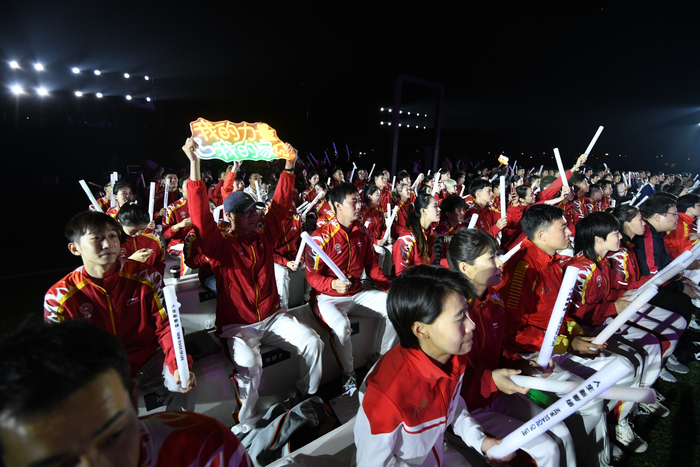 104名上海运动员退役。