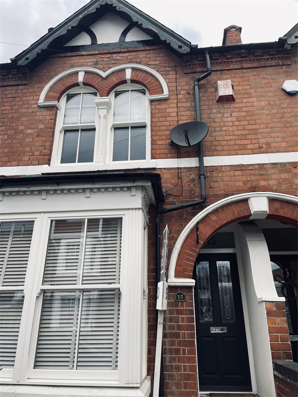 维多利亚街15号，伊迪丝在此居住了三年