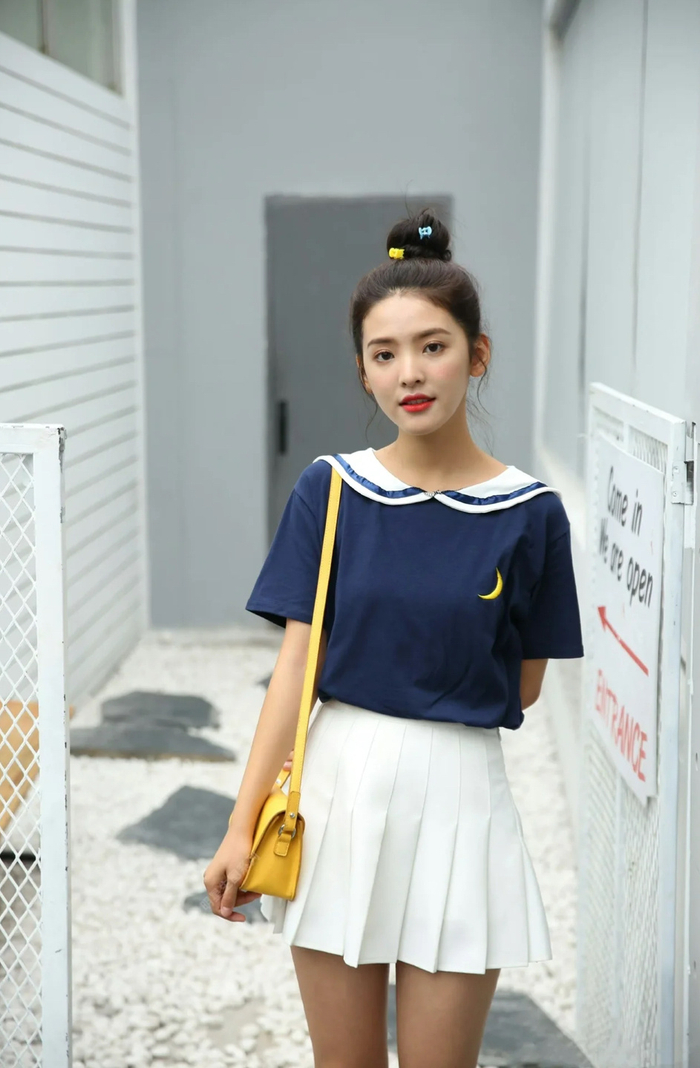 章若楠早年当平面模特生图,那会就很甜了|章若楠_新浪新闻