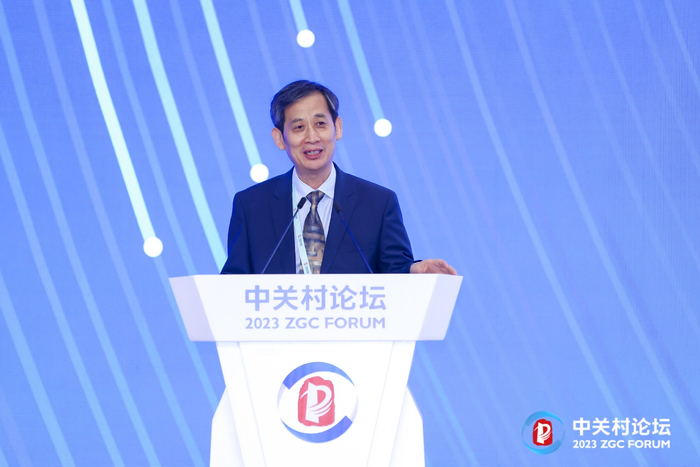 中国科学院天津工业生物技术研究所所长马延和在中关村论坛第二届碳达峰碳中和科技论坛上发表主旨演讲。主办方供图