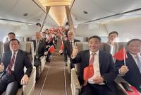 国产大飞机C919商业首航成功,首排乘客是这四位
