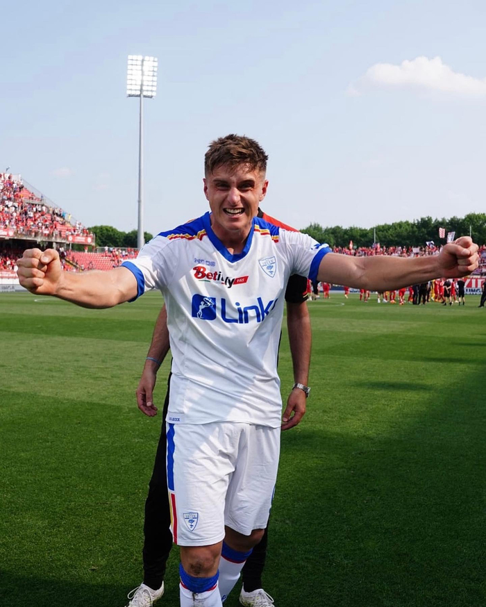 洛伦佐·科隆博|科隆博|洛伦佐|激情_新浪新闻