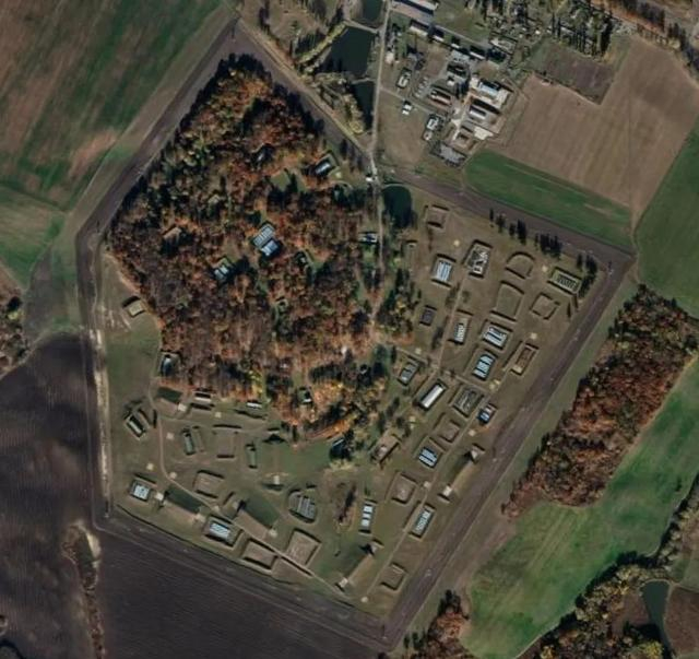 爆炸大致发生地卫星图 图源：Google Earth