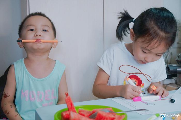 当孩子上学以后护眼就真的被提上日程了……