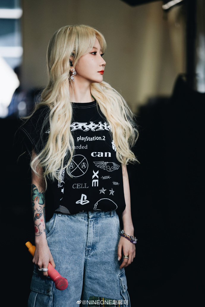 乃万加入nous厂牌,开启一段新的故事|乃万|说唱_新浪新闻