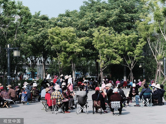 研究｜老年人如何塑造了公共空间的疗愈性|安徽省_新浪新闻
