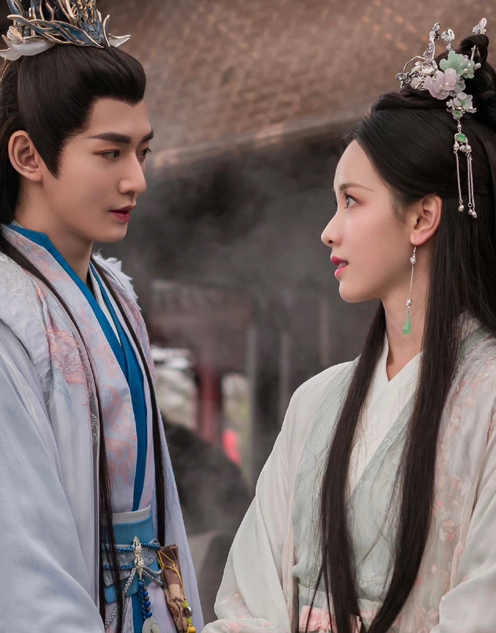 少年志》宽景 苏晓彤x王佑硕《遇龙》寻青 邓为x潘美烨《山河令》湘宁