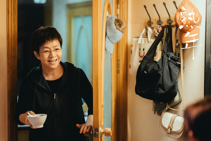 吴二琥（宋丹丹 饰）