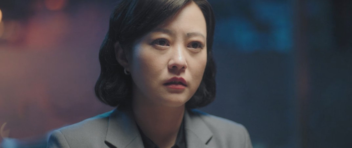 张春梅（郝蕾 饰）