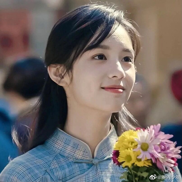 周也的捧花头像,美女都爱用的美女头像哦!|周也_新浪新闻