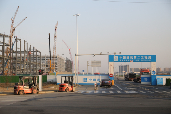 蜂巢能源在建产业园项目 《深网》/摄