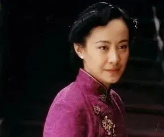 演员剧雪:嫁大13岁导演丈夫被离婚,54岁无儿无女太可惜|何群|娱乐负面|星空下的仁医|山河月明|感情_新浪娱乐_新浪新闻