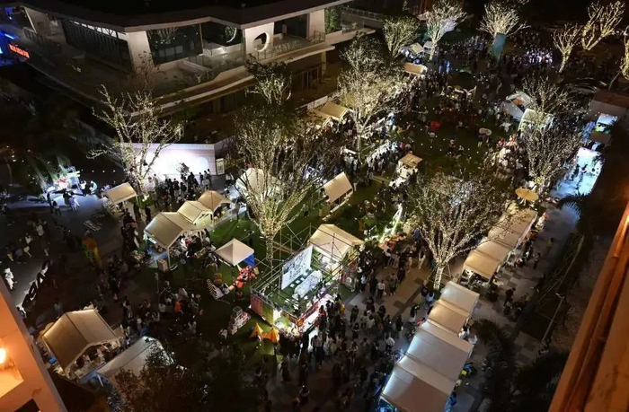 海口世纪海角的春日市集（2月19日摄）。郭程 摄