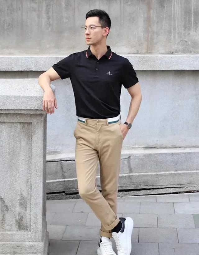 这是我见过最得体的中年男人:发要短,衣不花,裤穿宽,减龄有型|穿搭