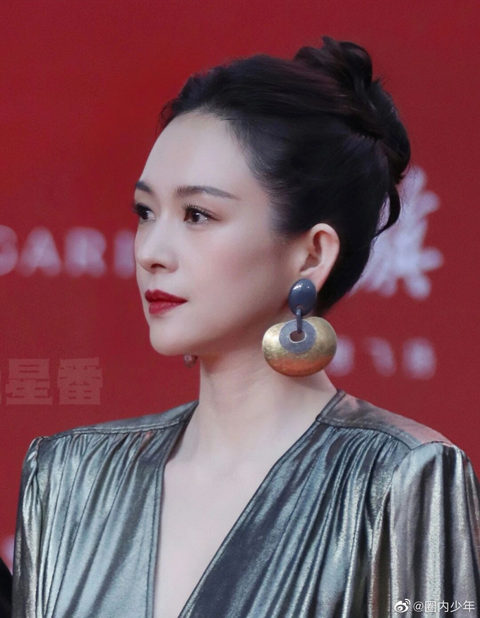 章子怡的顶级骨相,骨肉贴合度满分,一张完美适合大荧幕的脸!