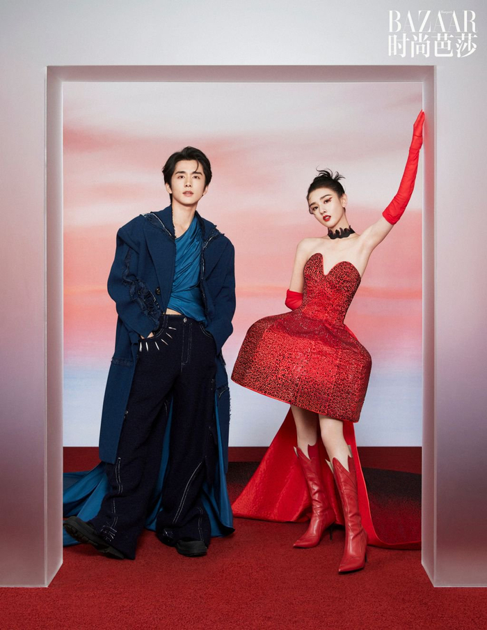 《时尚芭莎》宋祖儿张新成红蓝双人大片|张新成|宋祖儿|时尚芭莎_新浪
