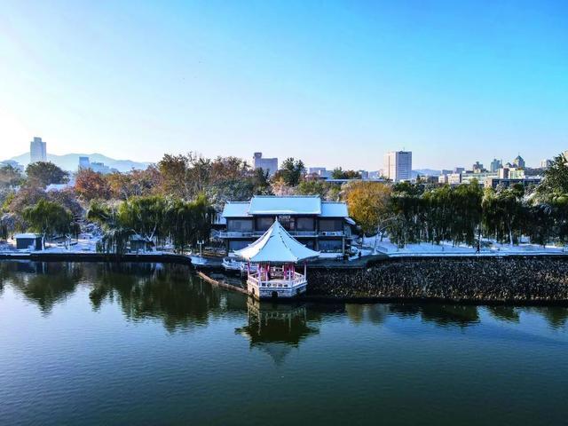 泉水盛宴擦亮泉城"金字招牌|济南市_新浪新闻