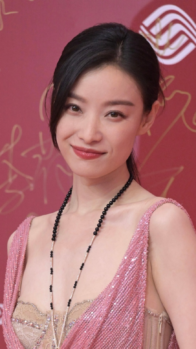 舒淇丨倪妮丨惠英红……|上海电影节|舒淇|倪妮_新浪新闻