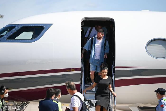 梅西已经抵达中国。