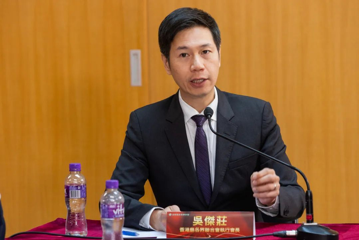 港青吴杰庄：拥抱内地，香港青年再书不朽香江名句