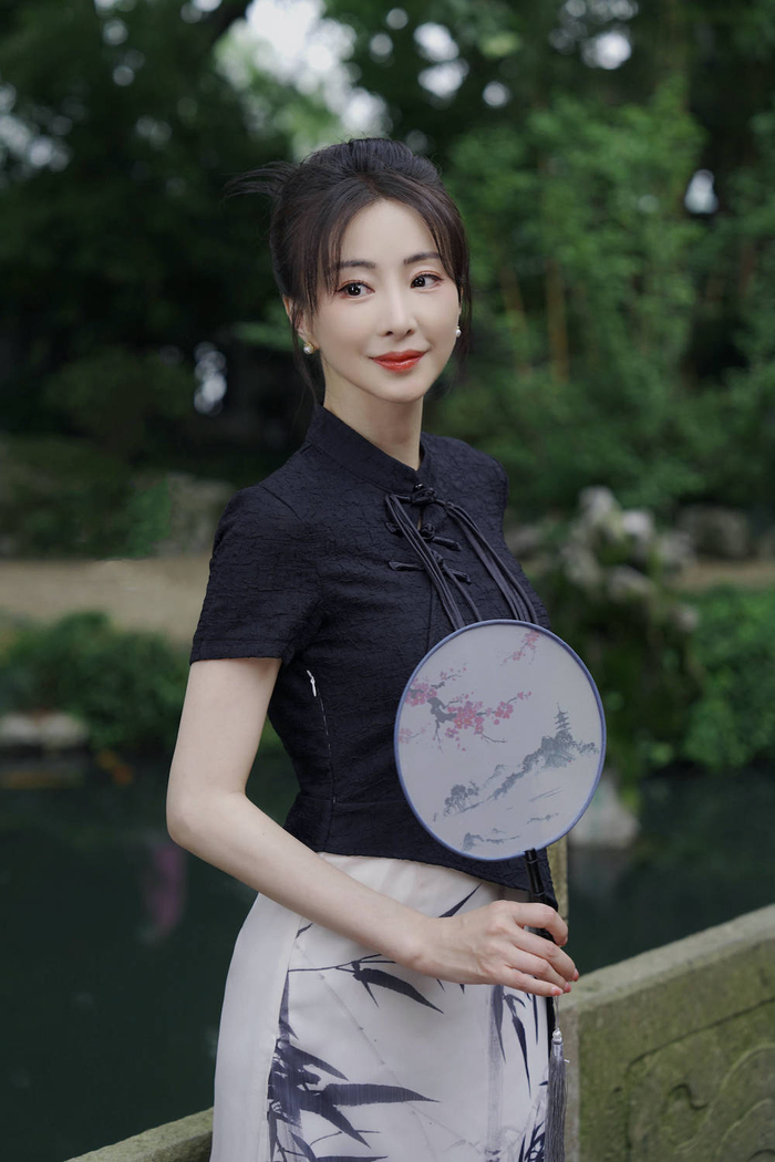 演员林静系列新中式大片曝光 多维展现古典东方美|林静|东方美|旗袍