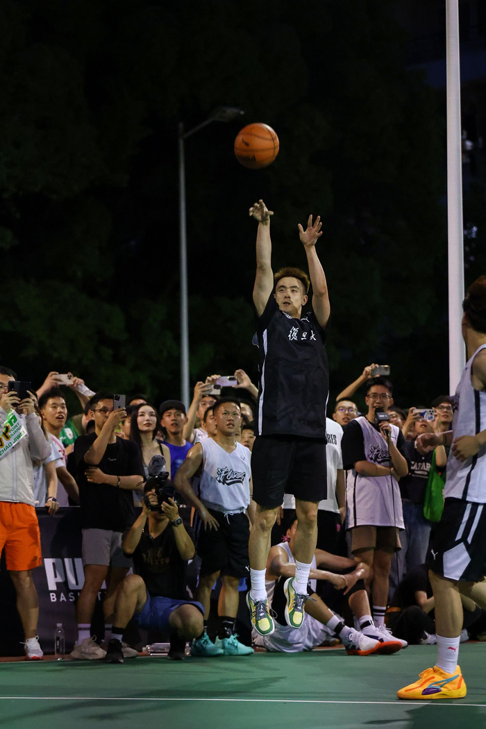 赵继伟携 puma 空降复旦大学|fmvp|赵继伟|puma_新浪新闻