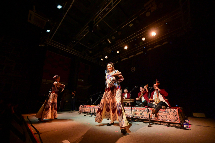 麦盖提刀郎木卡姆