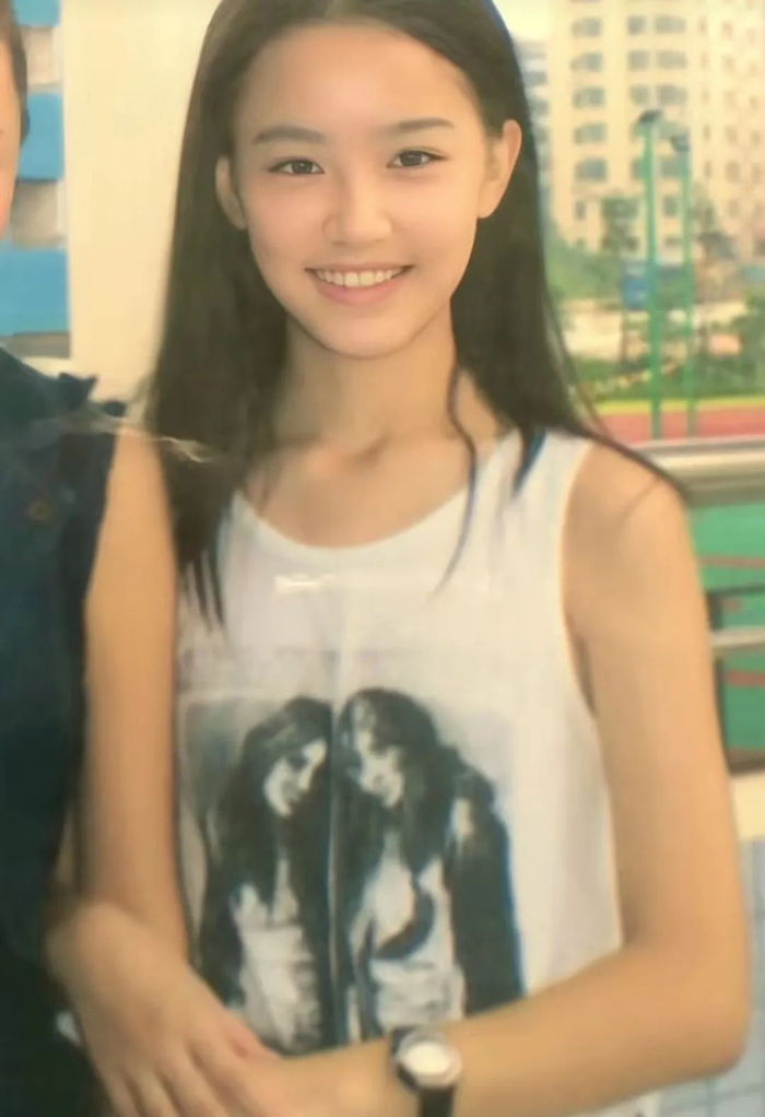 还记得《巴啦啦小魔仙》里的方珍妮吗?竟演了这么多大热剧?