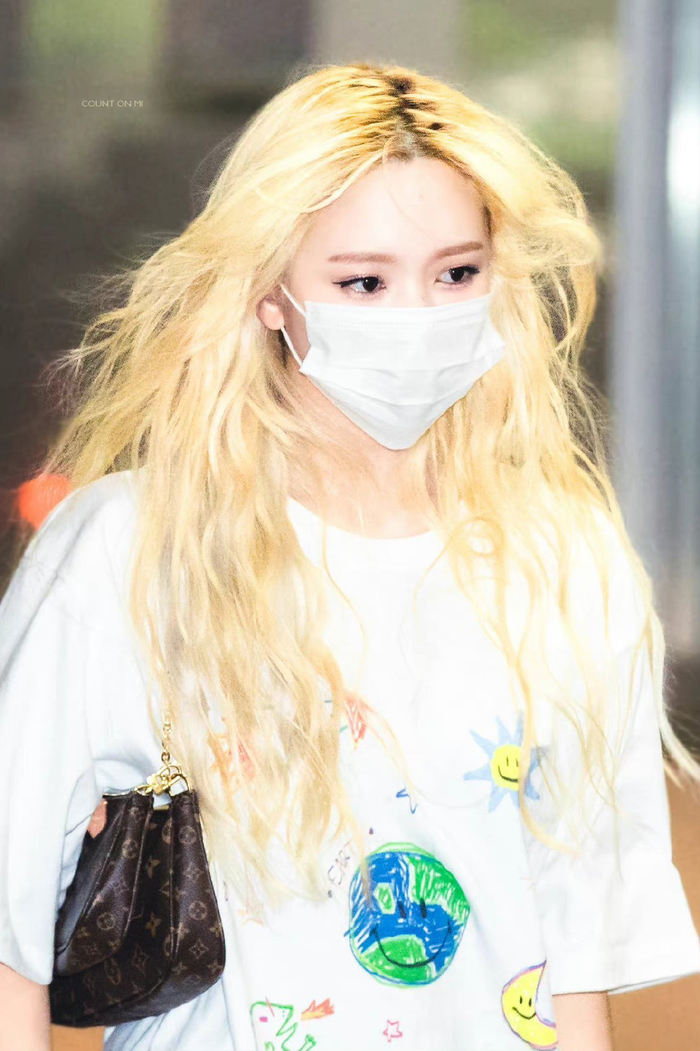 名井南特别出圈的金发 mina宝贝真的太好看了……|名井南|mina_新浪