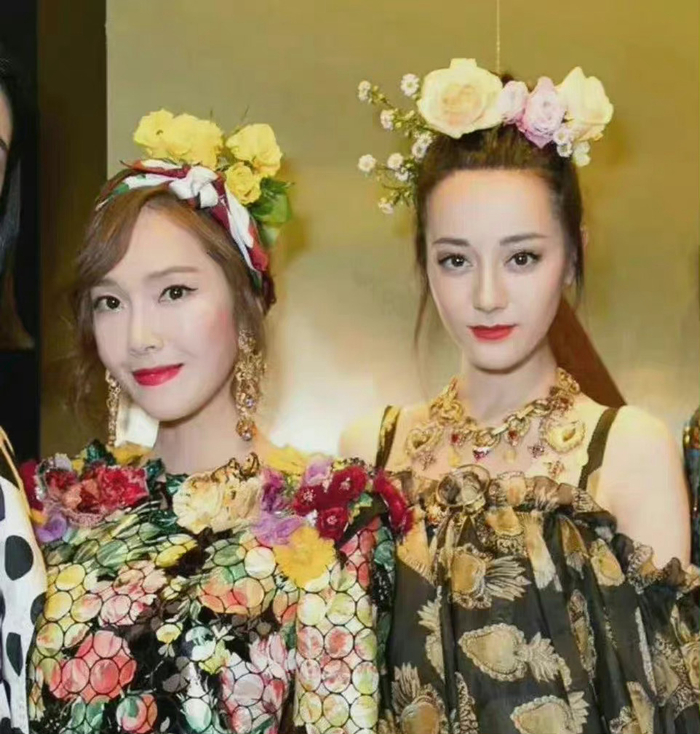考古中韩女明星的经典同框,美女们对我眼睛很好