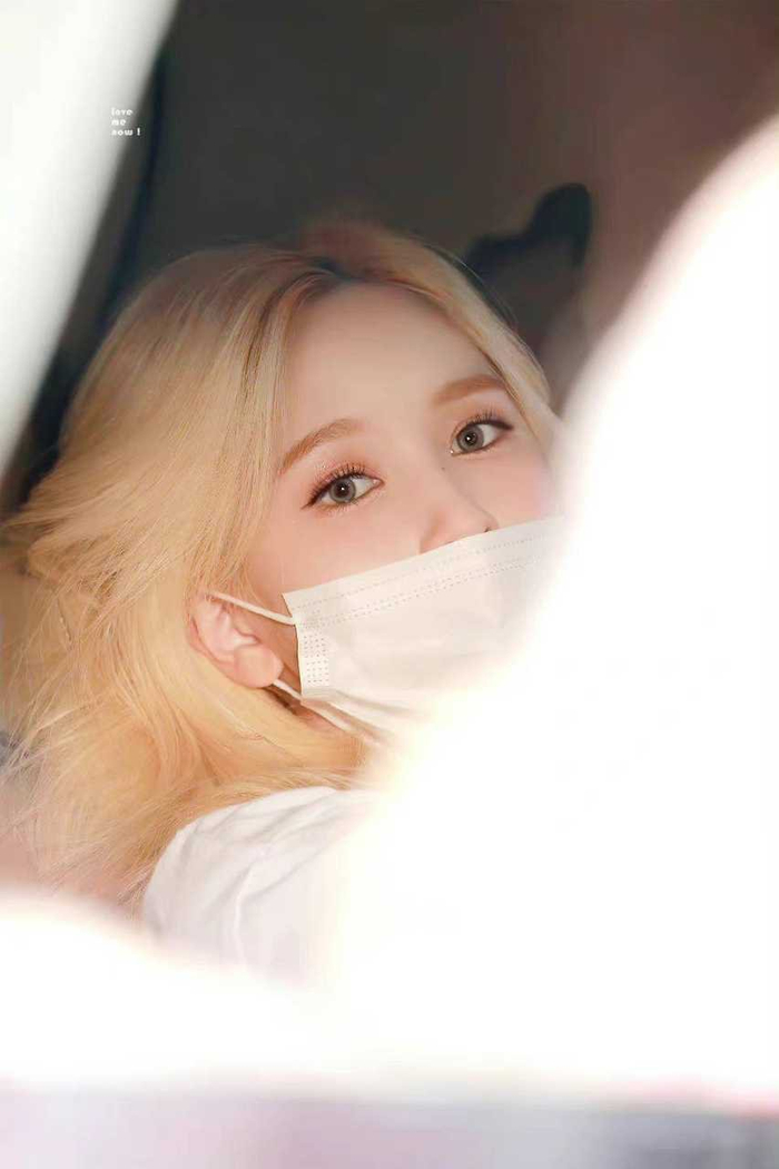 名井南特别出圈的金发 mina宝贝真的太好看了……|名井南|mina_新浪