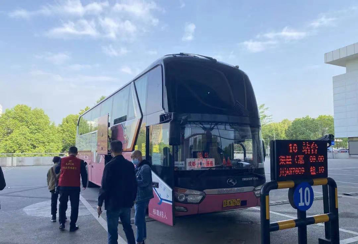 图据成都东站汽车客运站